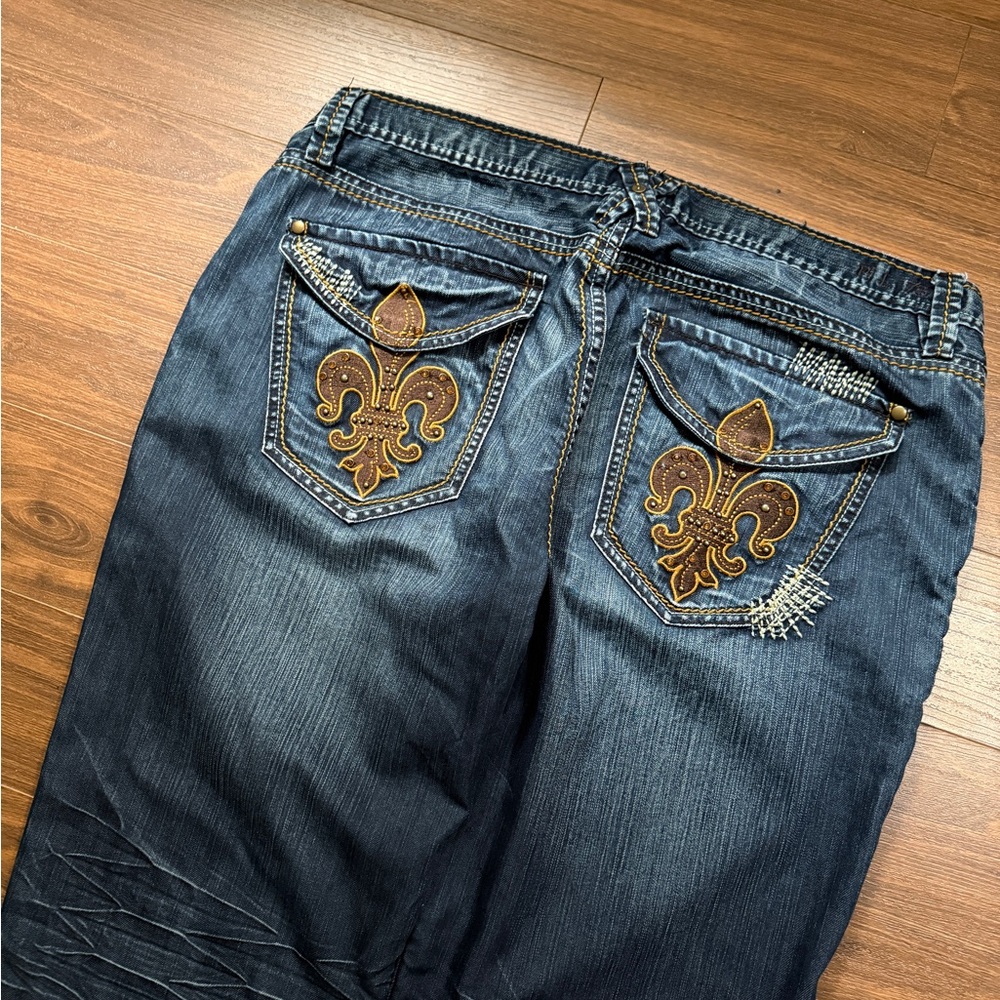 Pepe Jeans London with Embroidered Pockets